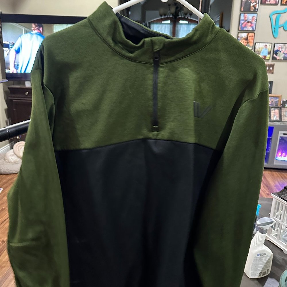 Peak Performance Men's Two-Tone Olive Green and Black Performance Jacket